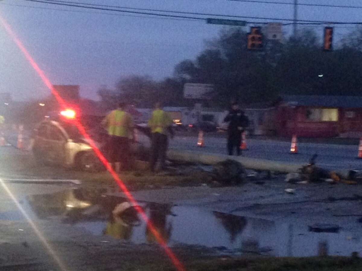 Man dies after crash in Kirby