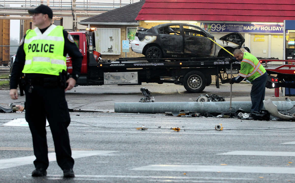 Man dies after crash in Kirby