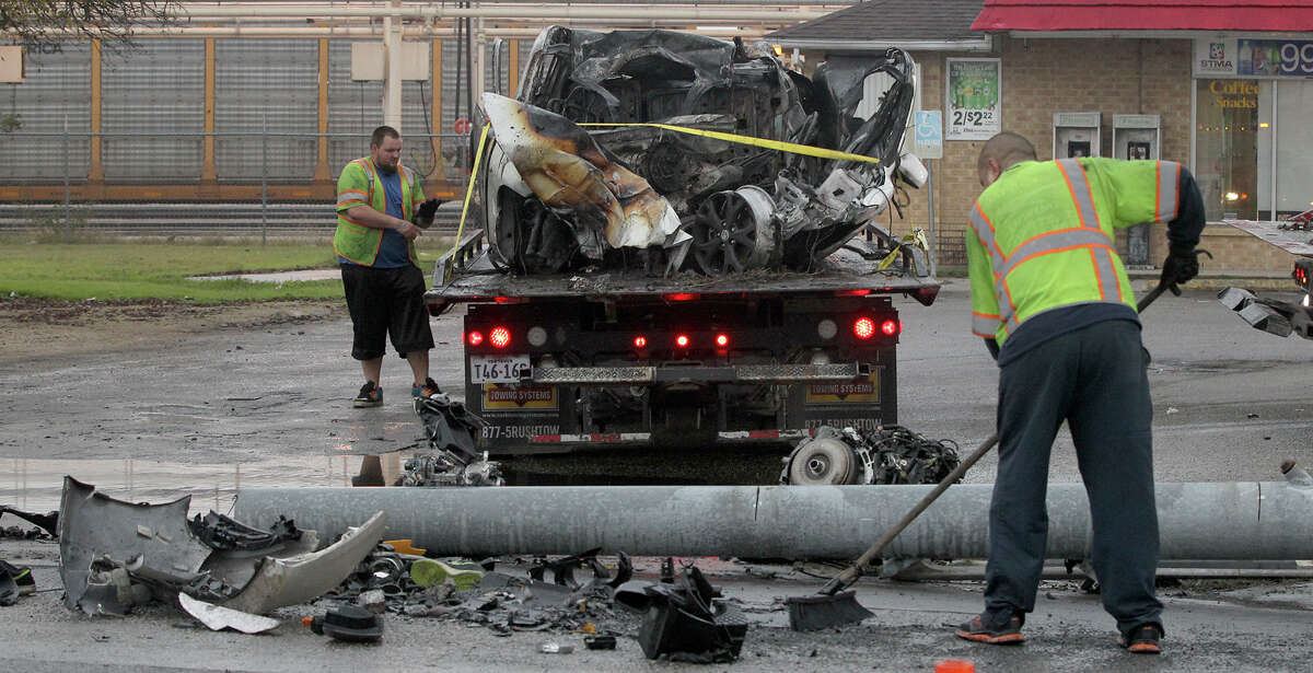 Man dies after crash in Kirby