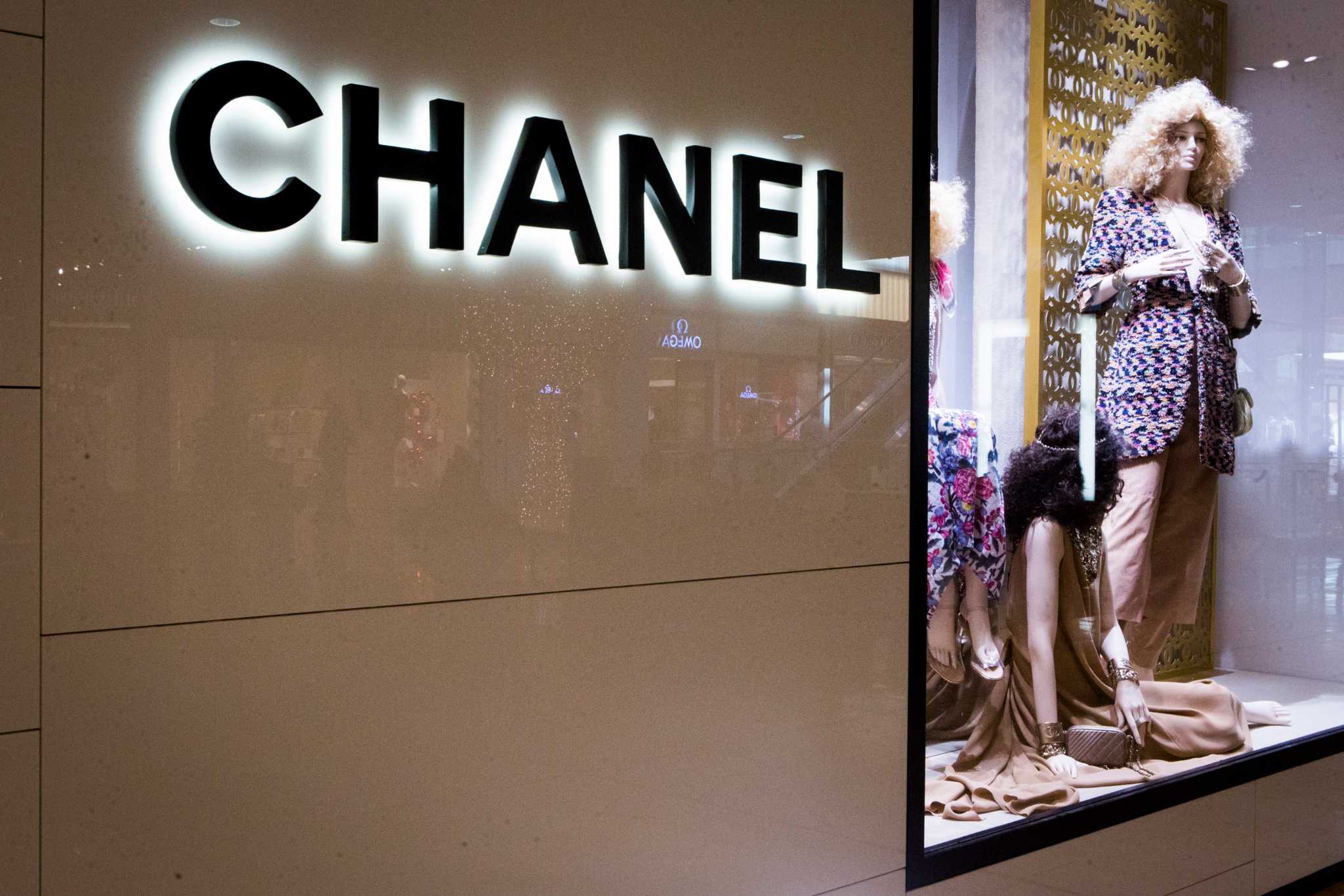 chanel is finally opened in valley fair, san jose! #designershoes #lux