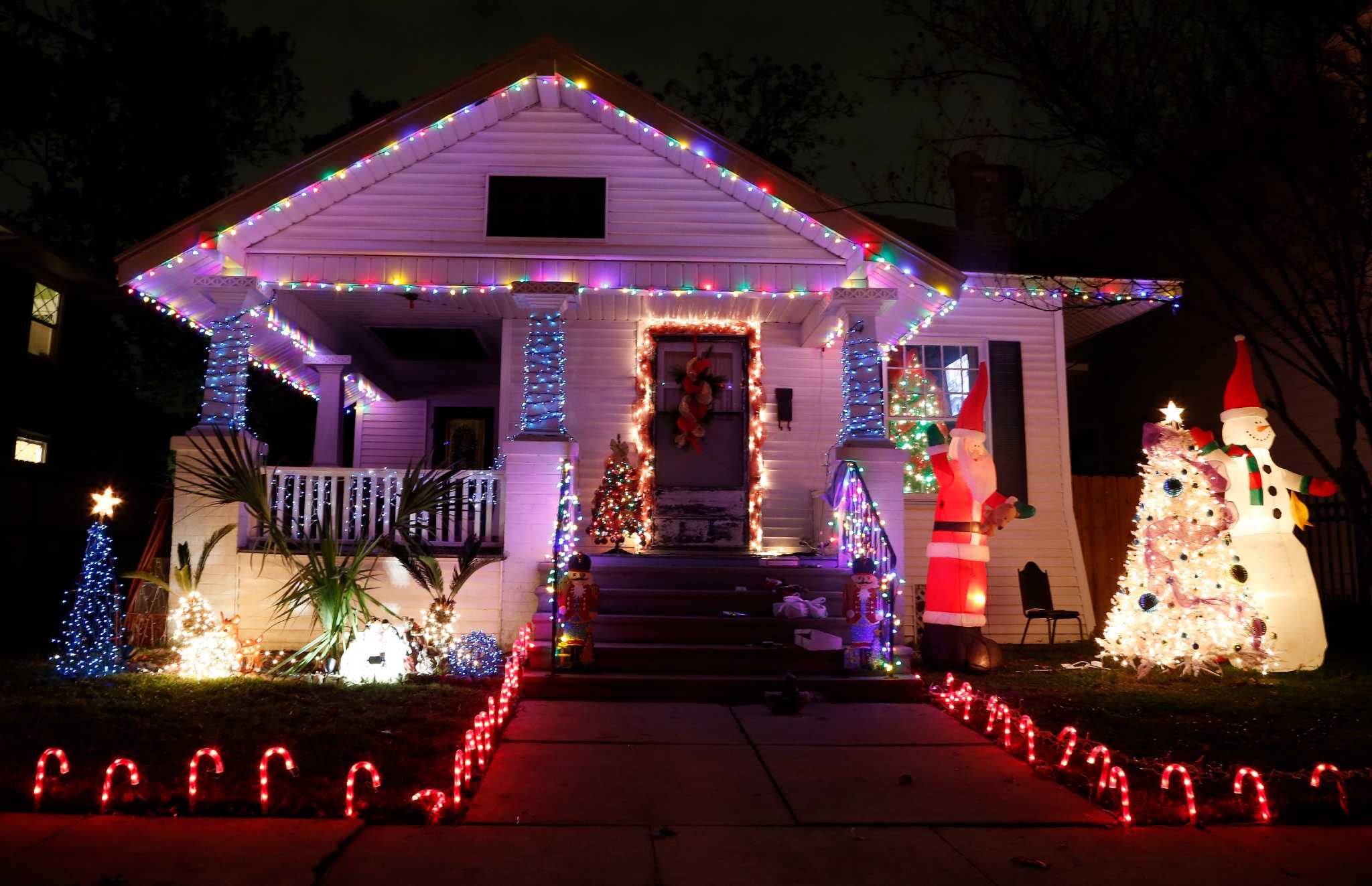 Story behind the Christmas light show that honors Houston's rap scene