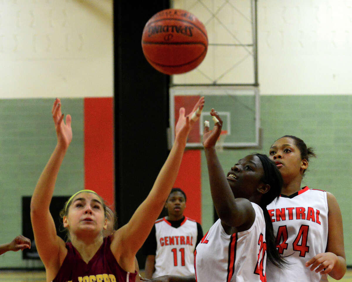 St. Joseph Girls Basketball Team Tops Central