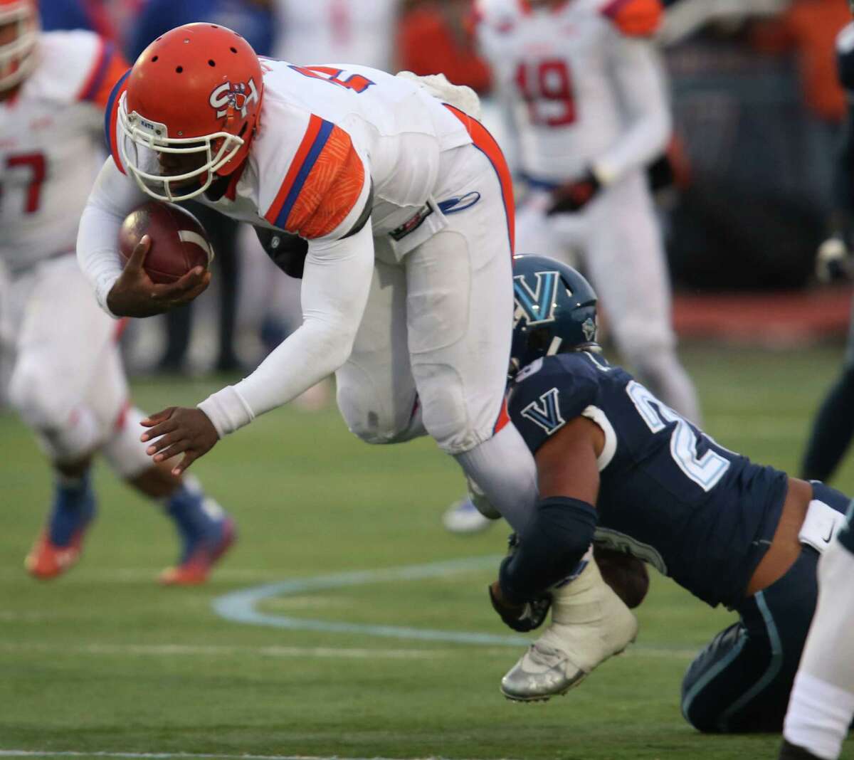 Sam Houston State pulls off upset of Villanova to advance to FCS semifinals