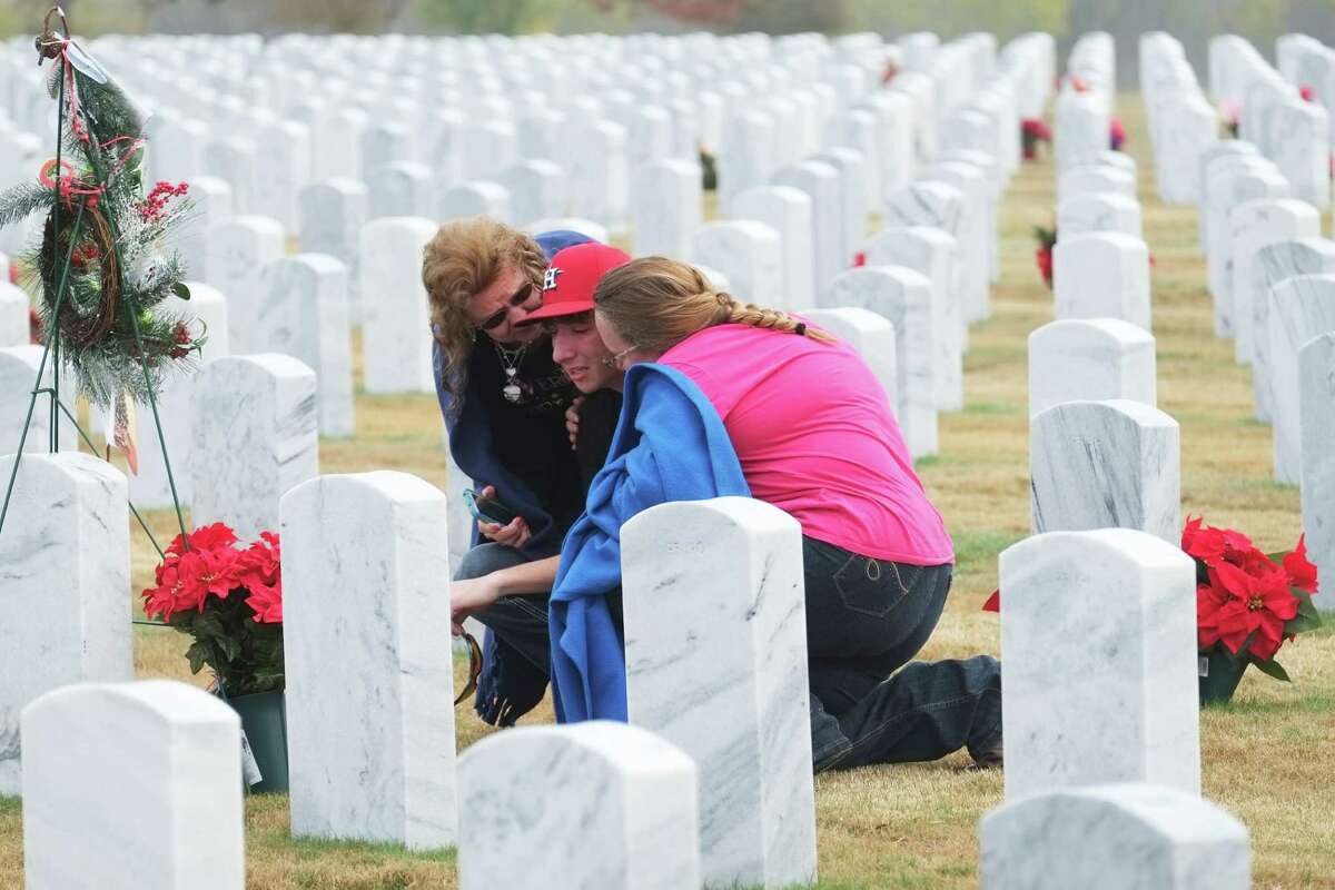 Fort Sam Houston National Cemetery Flower Pick Up Schedule 