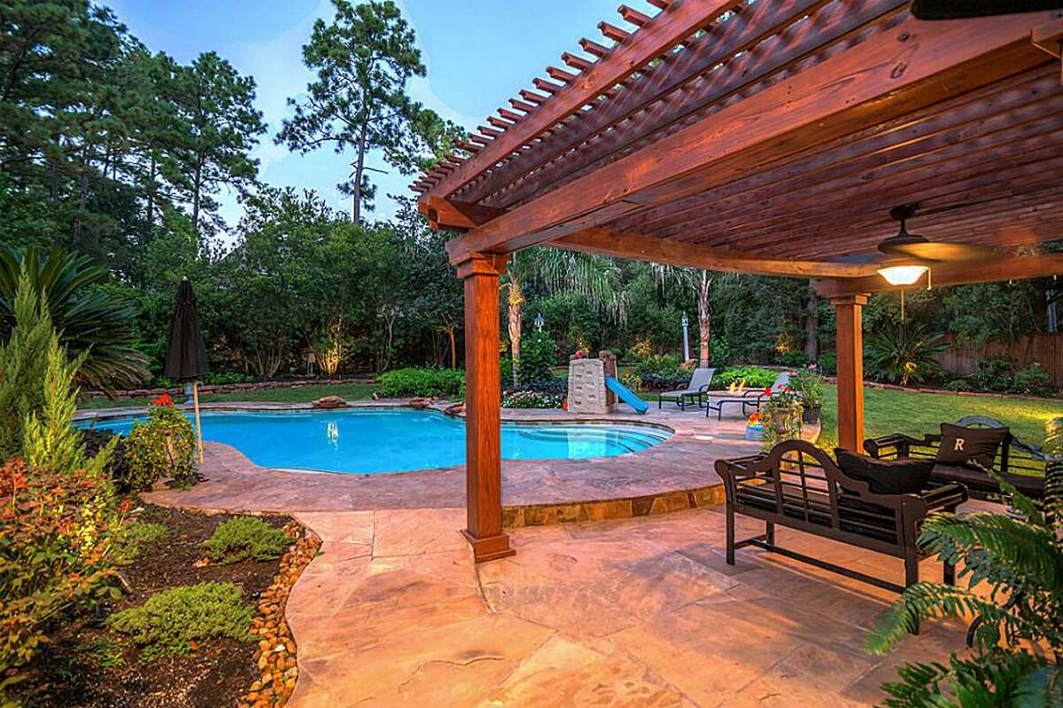 What $1 million buys in Woodlands real estate