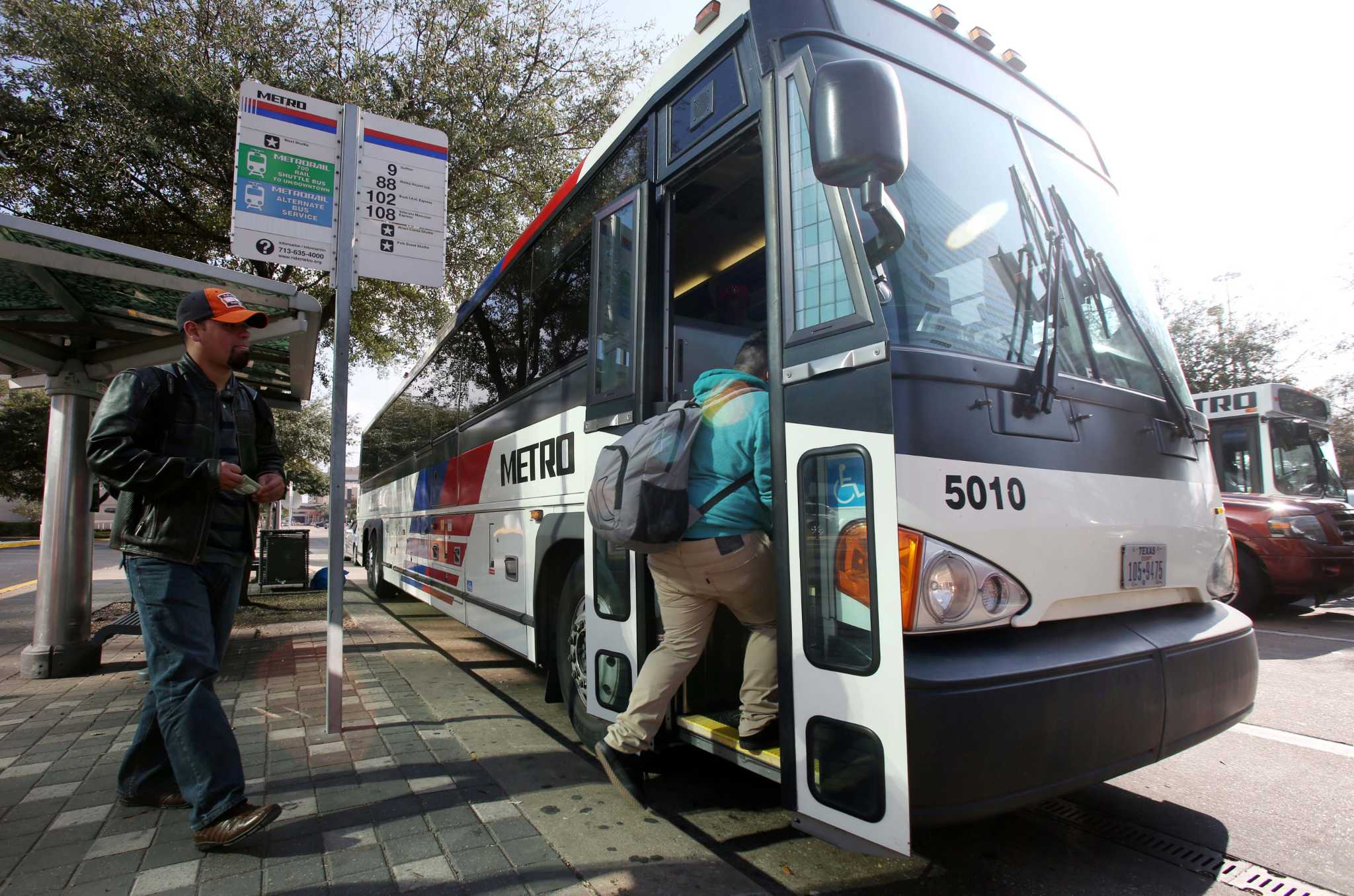 Free Metro Express buses for Dodgers' National League Division Series games  – Daily News