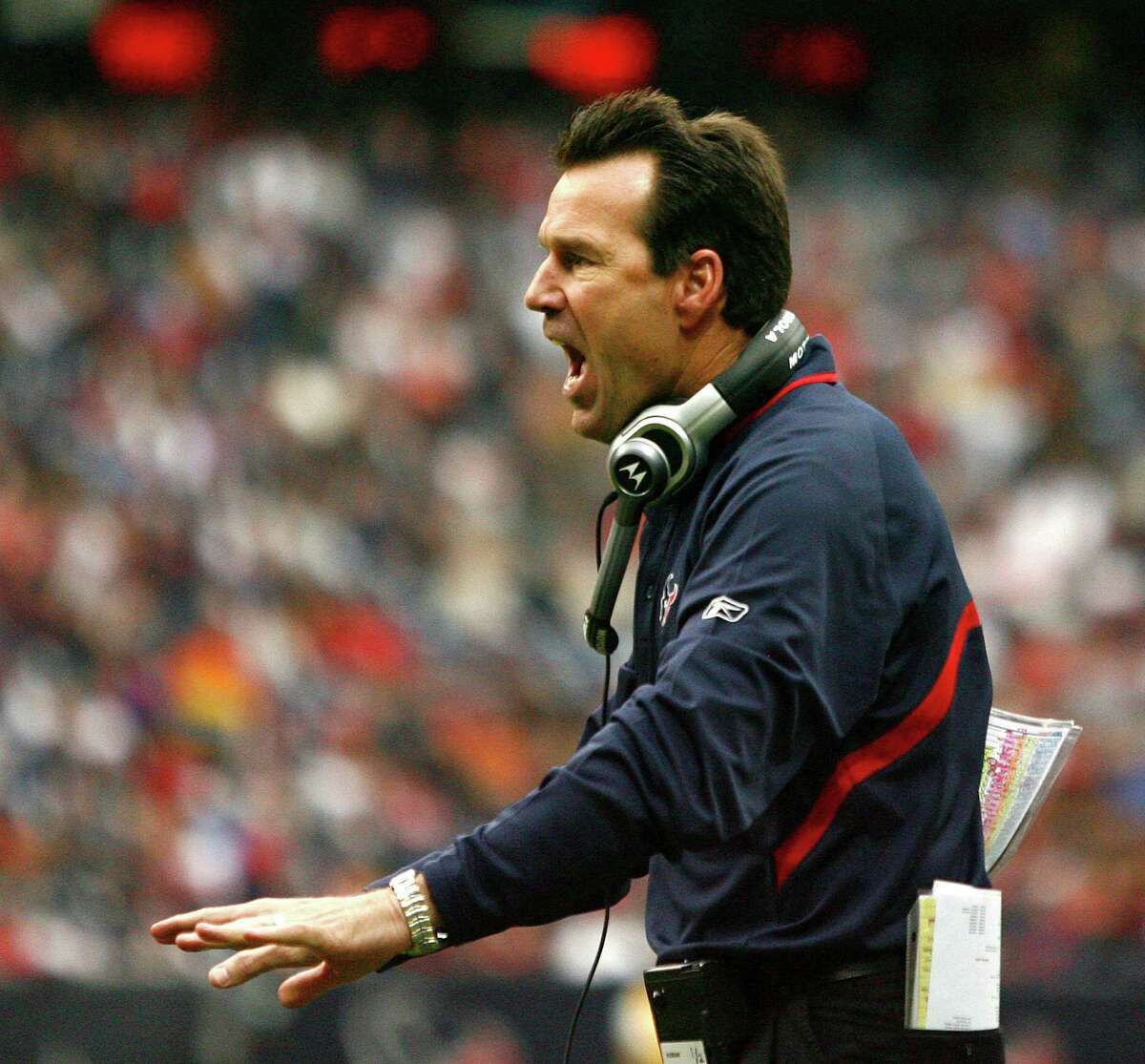 Texans head coach Gary Kubiak yells instructions in the second quarter against the Seattle Seahawks in 2009 at Reliant Stadium in Houston.