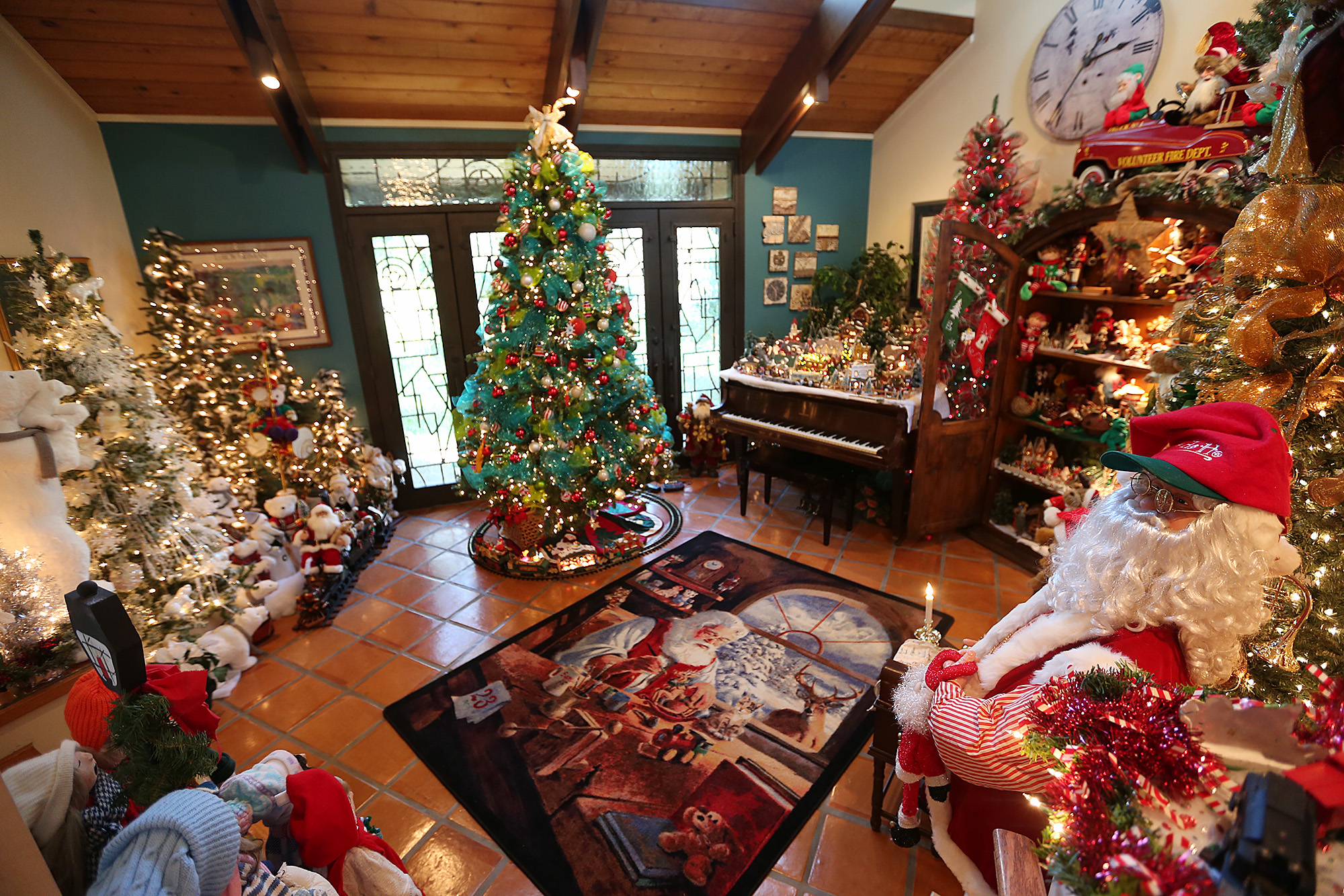 Spaces: A house overflowing with Christmas joy