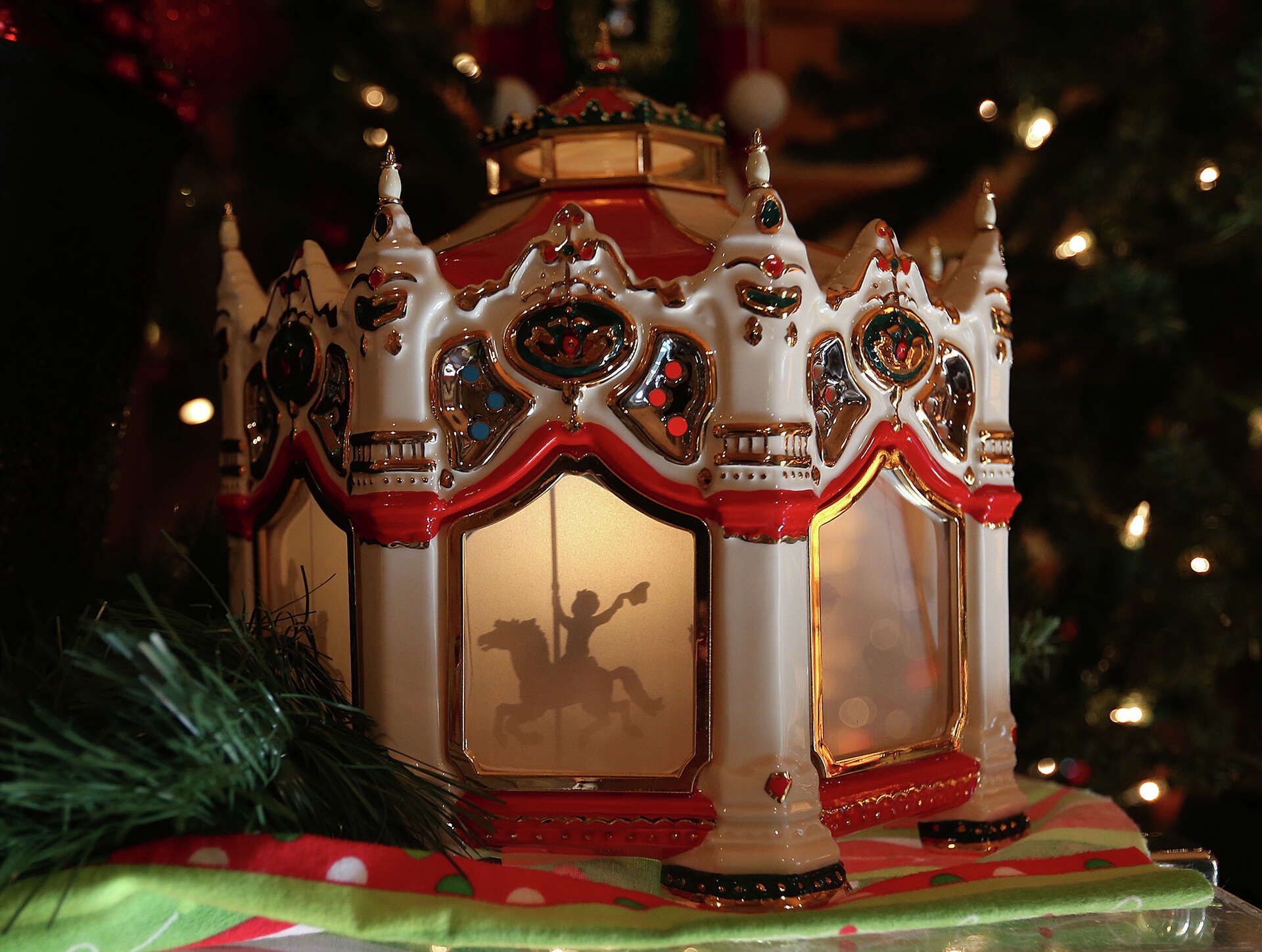 Spaces: A house overflowing with Christmas joy