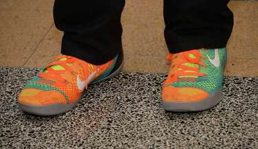 nike cost to make a shoe