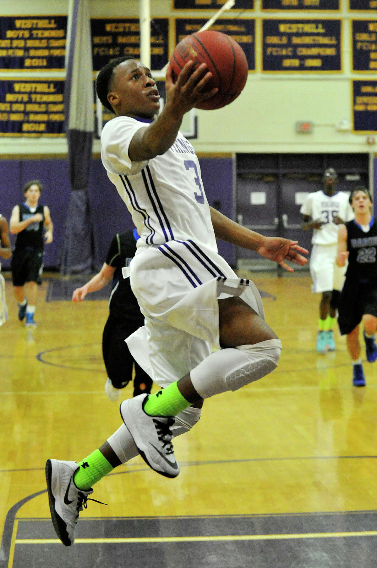 Livingston, Donaldson ignite Westhill