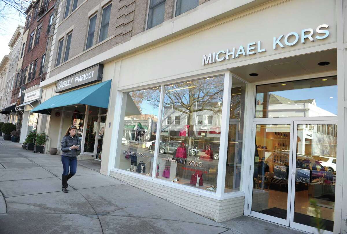 Greenwich Avenue lets go of past