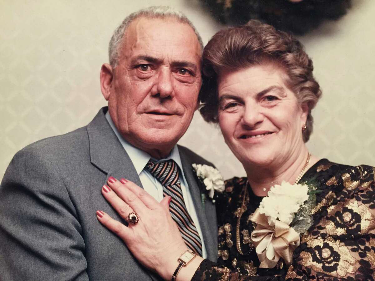 Giuseppe and Livia Fortuna celebrate their 50th anniversary on June 24, 1995. The Stamford couple died within minutes of each other on Saturday at the Smith House nursing home after 69 years of marriage.