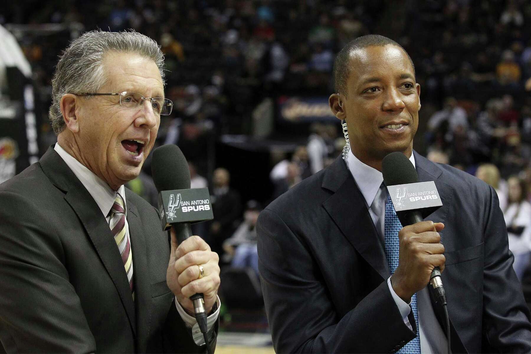 Spurs broadcast team gets mixed reviews in Awful Announcing poll
