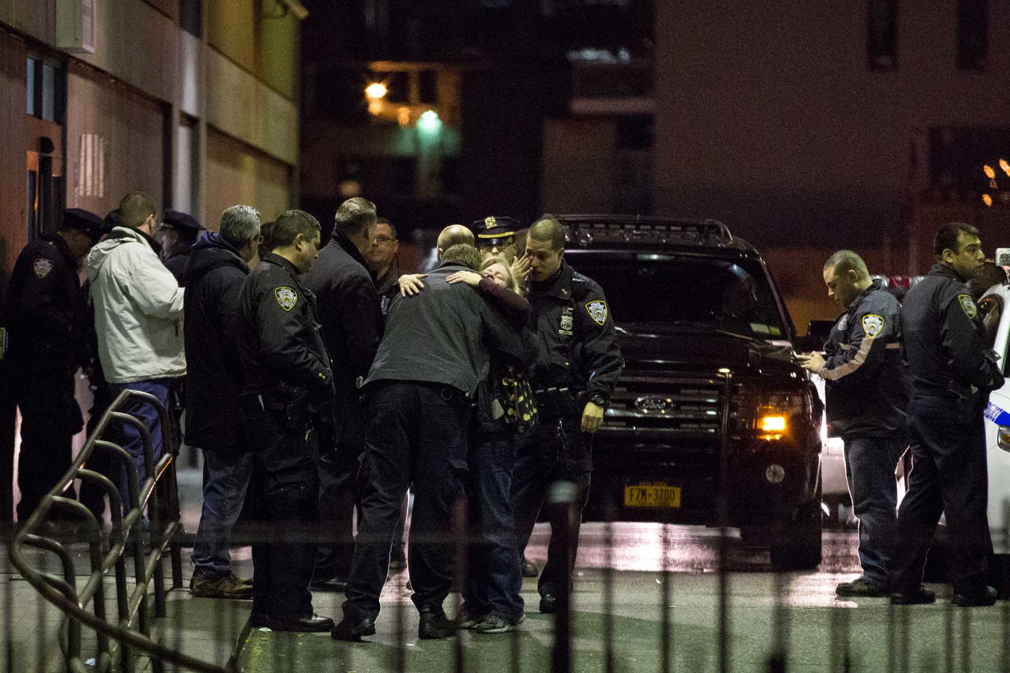 Gunman Ambushes Kills 2 NYPD Officers Then Commits Suicide