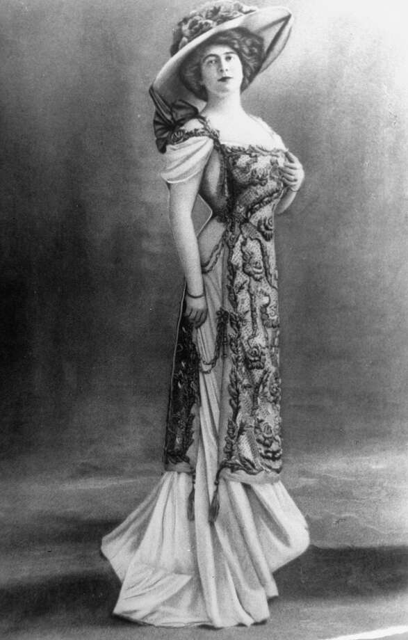 Corsetry, top hats and ruffles: 1900s fashion reimagined for the ...