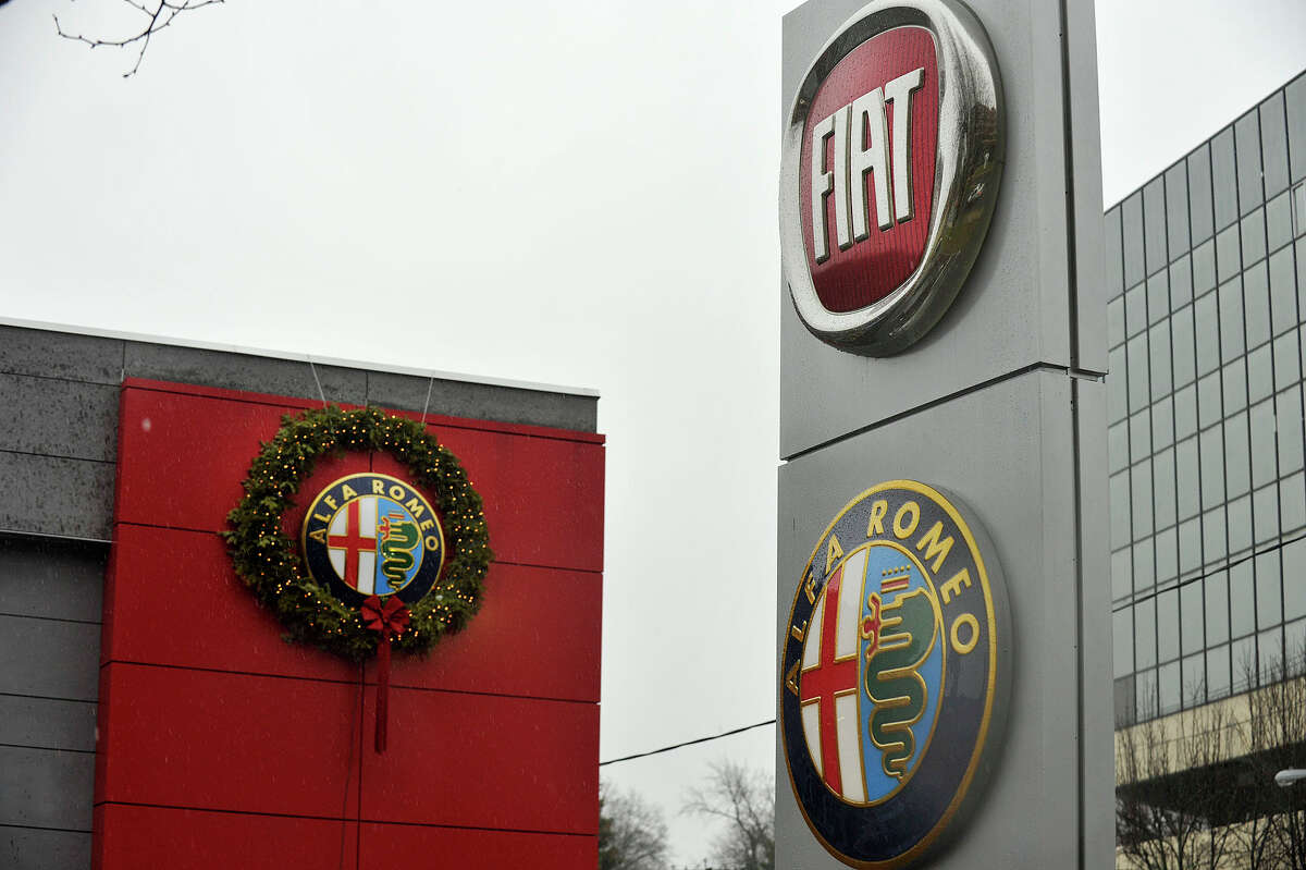 Fiat dealership appears near closure