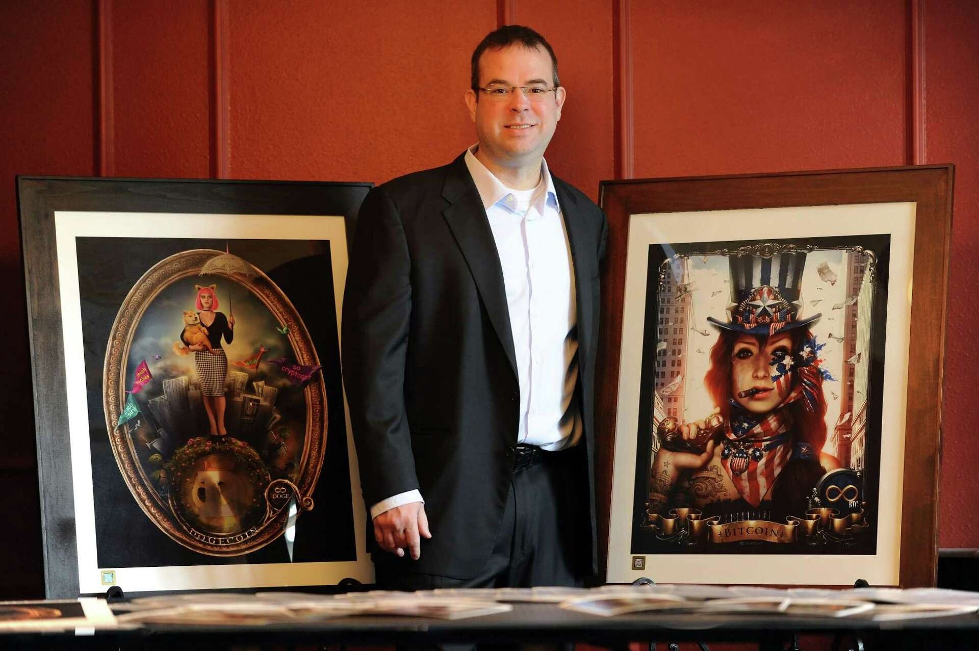 Mixing bitcoin and art creates a business