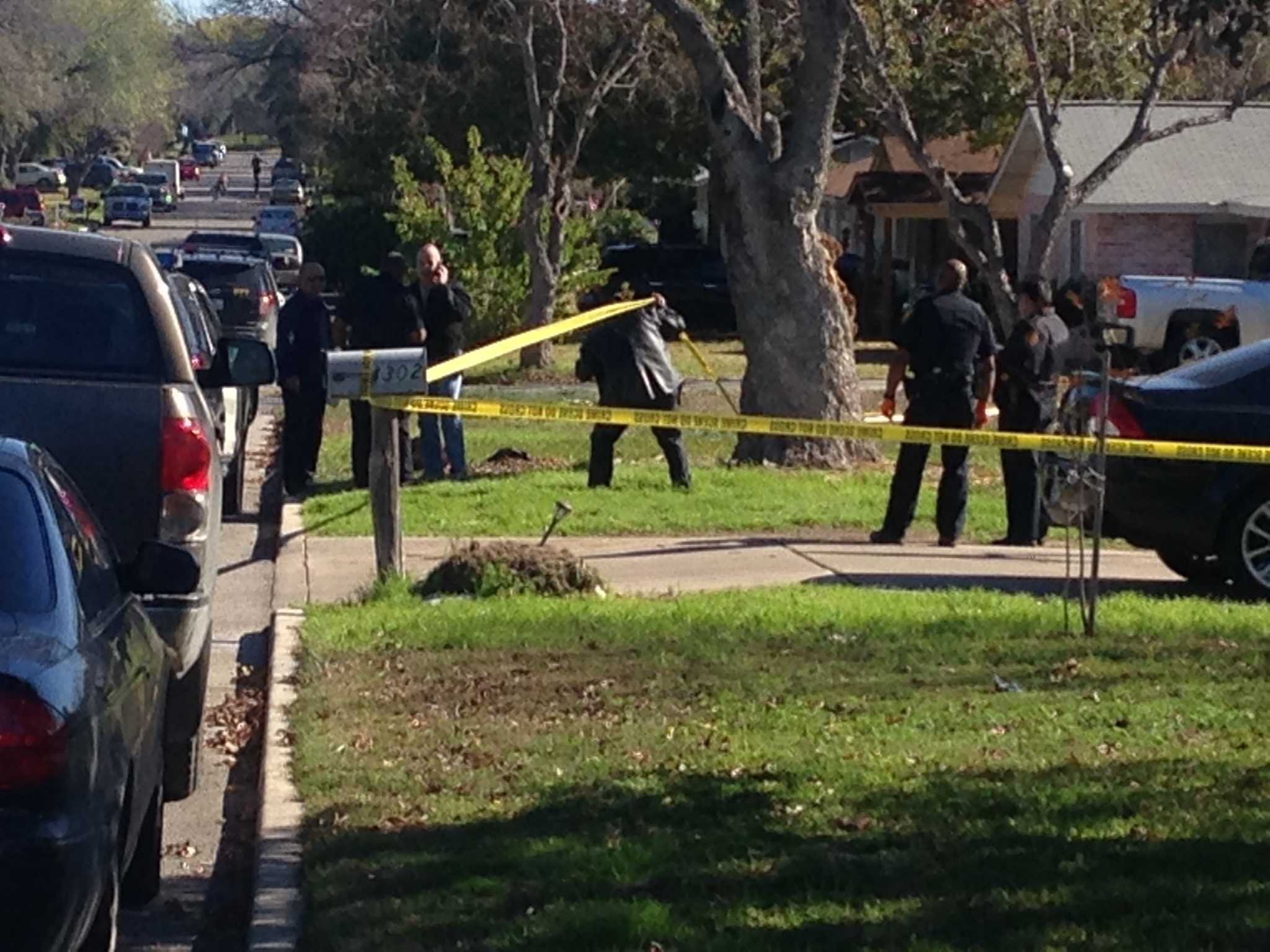 Police: Man shoots, kills girlfriend on Christmas Day in San Antonio