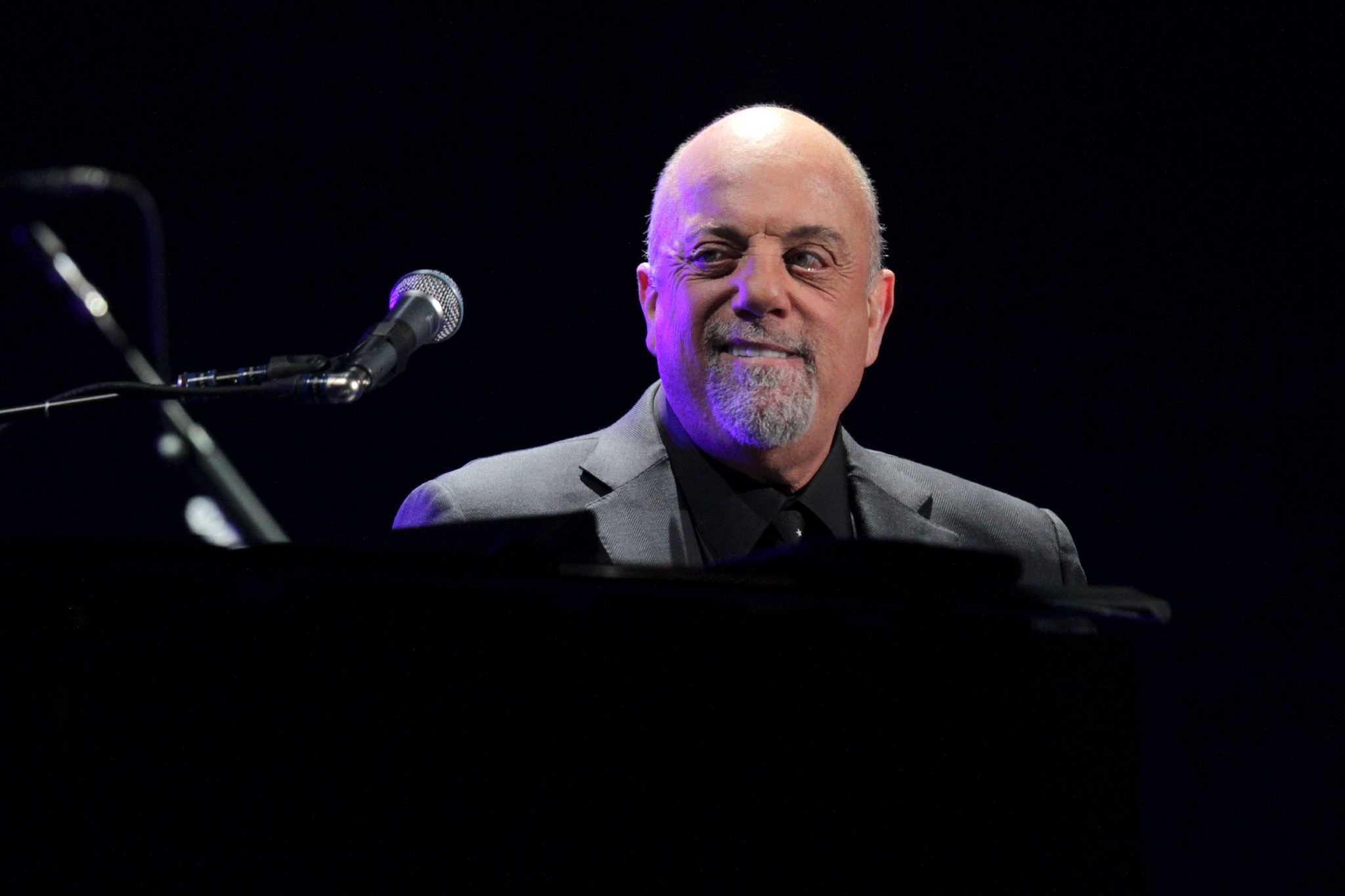 Billy Joel on Texas Avenue