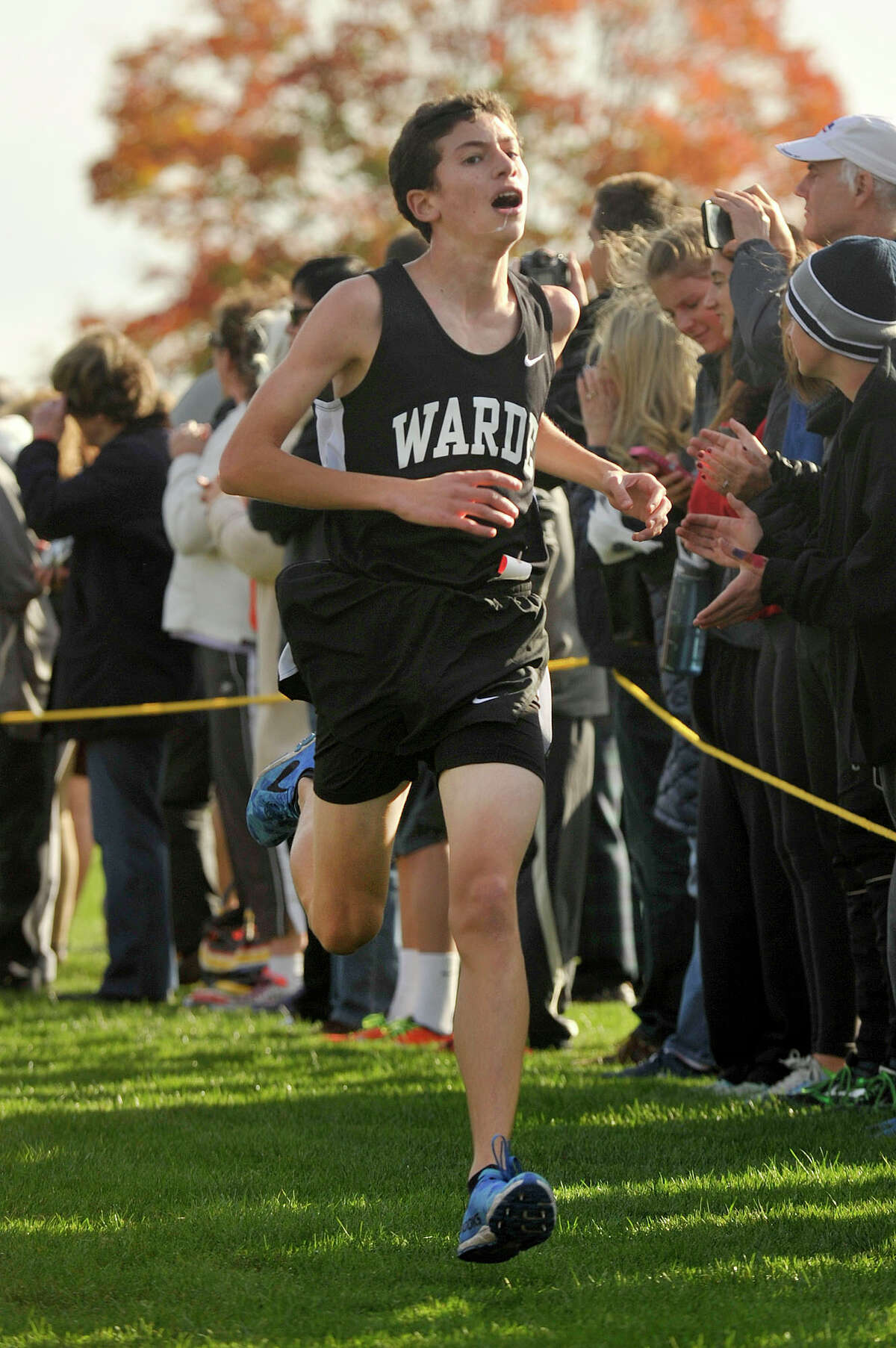 Coming off a solid cross country season where he placed ninth in the FCIAC championships, Warde's Will Brisman looks to continue that success this winter with the Mustangs' indoor track team.