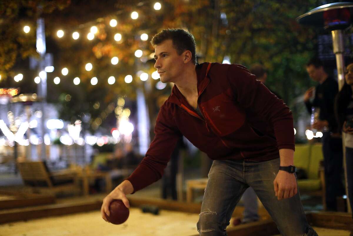 Bowling, bocce, beer The rise of the Bay Area activity bar