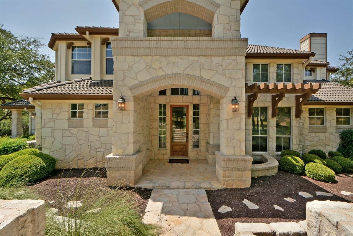 Tim Duncan has put his nearly $1.2 million home in Spicewood up for sale at the asking price of $945,000. The two-story, 3,955-square-foot Lake Travis home, listed by Stephanie Nick of Kuper Sotheby's International Realty, includes five bedrooms, four bathrooms, a double-height living room, a chef's kitchen with a center island, a game room and an office/study among other features.