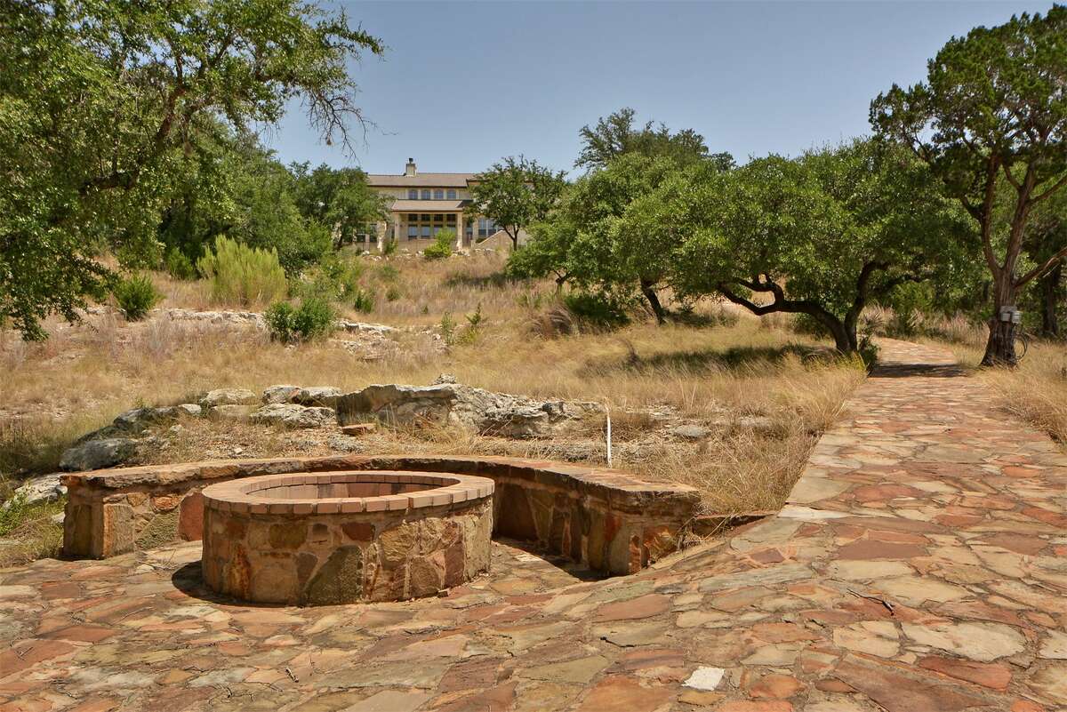 Tim Duncan selling 1.2 million home near Austin