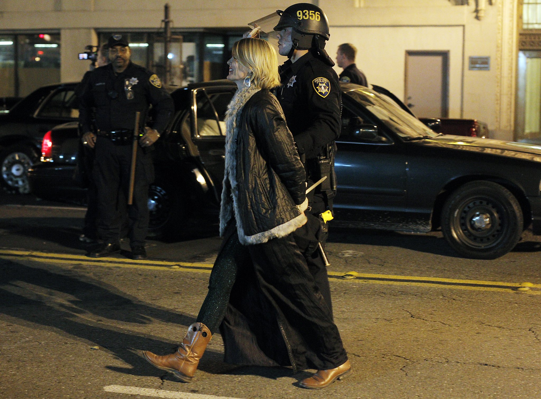 At least 29 arrested in Oakland in protests over police killings