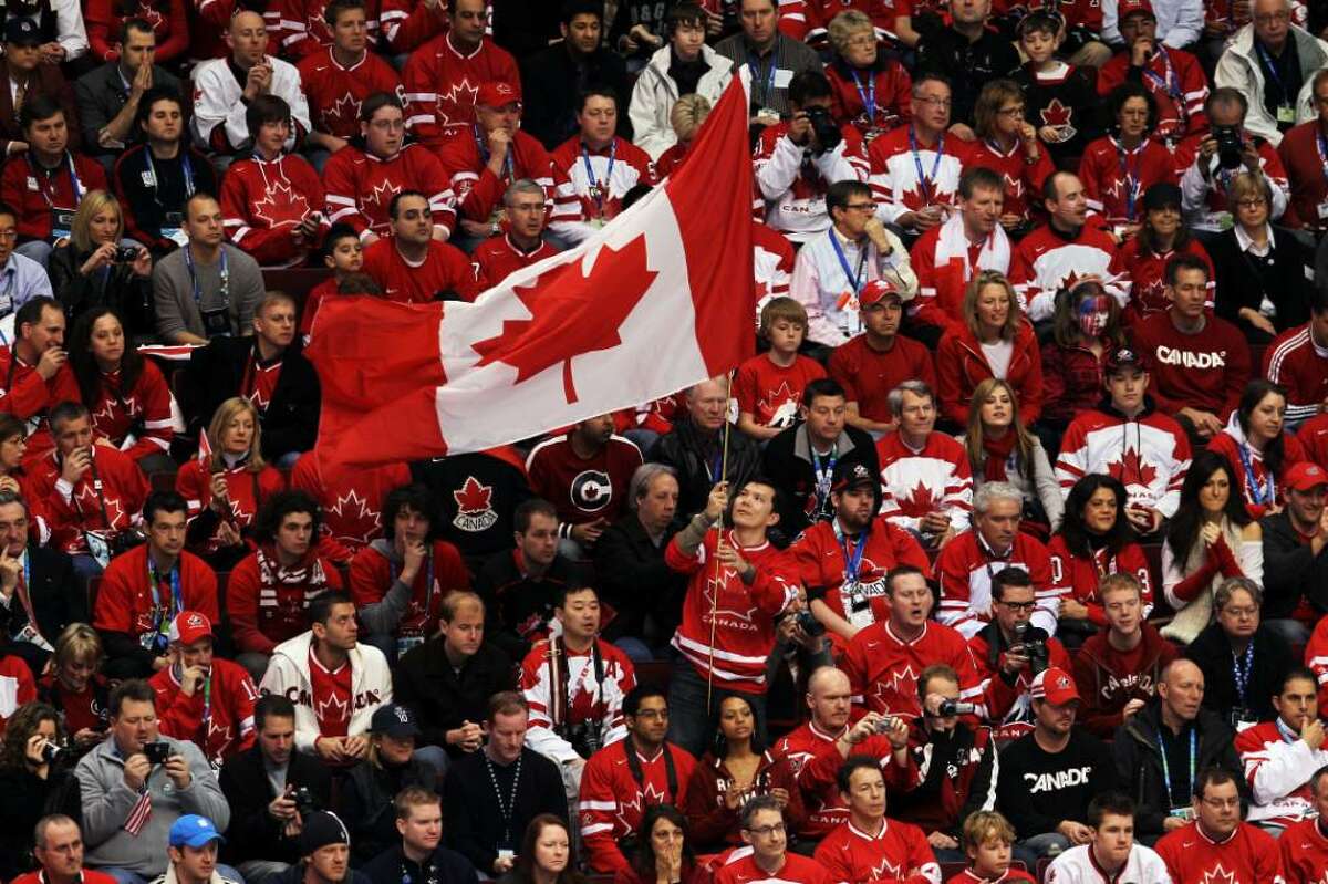 U.S. takes on Canada for the men's hockey gold medal