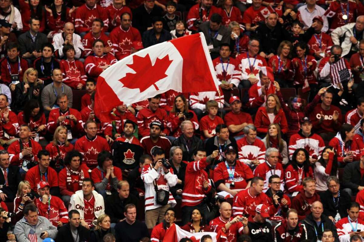 U.S. takes on Canada for the men's hockey gold medal