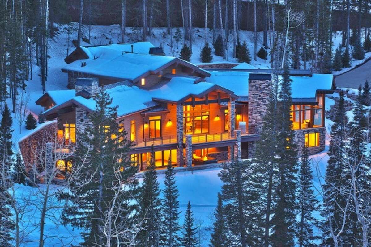 For Sale: Luxury Living On The Slopes