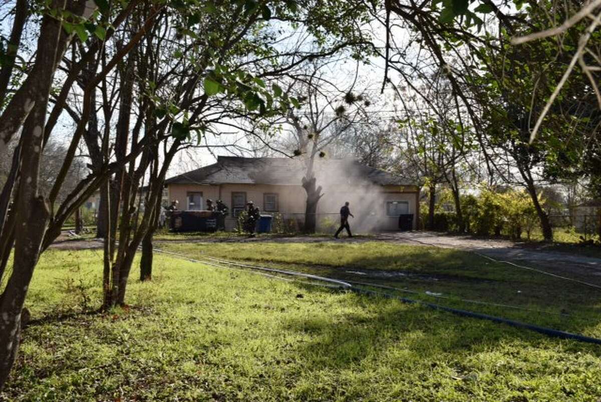 House fire in San Antonio causes 40,000 worth of damage