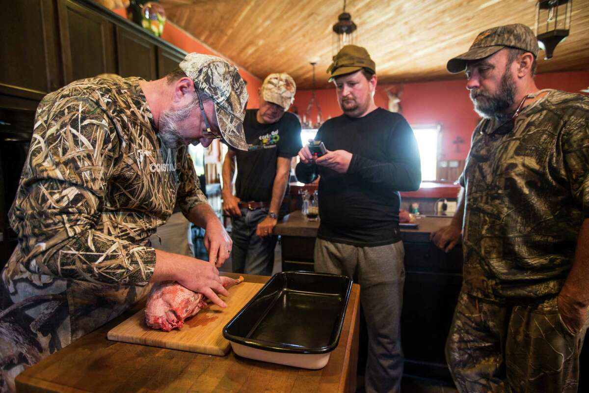 Chef Outdoorsman Shaw Teaches Hunters How To Cook Quarry 1451