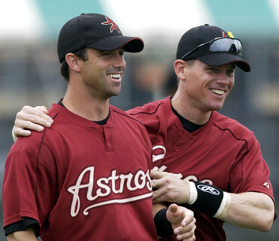 Mike Acosta on X: 9/29/07 Craig Biggio returns as a catcher for the first  two innings in the next to last game of his career. Brad Ausmus started at  second base. The