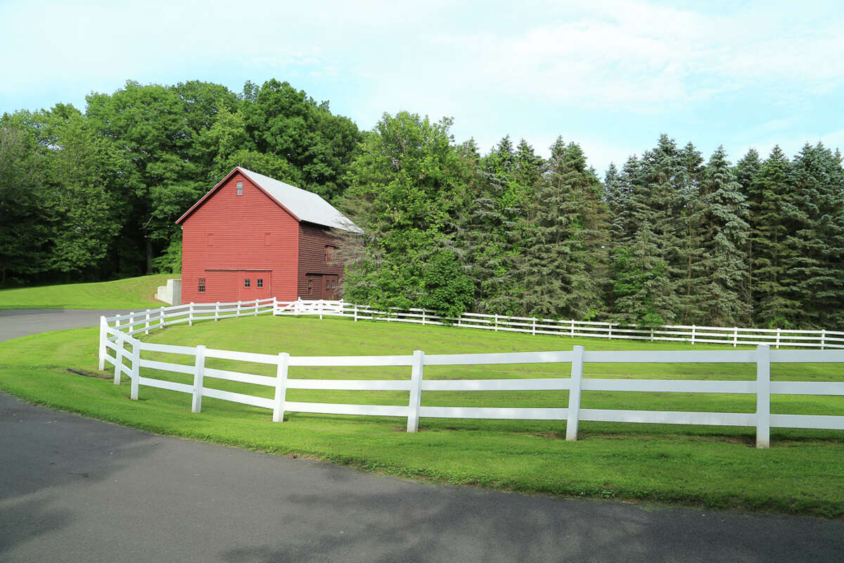 Bonus House of the Week Equestrian estate in New Scotland