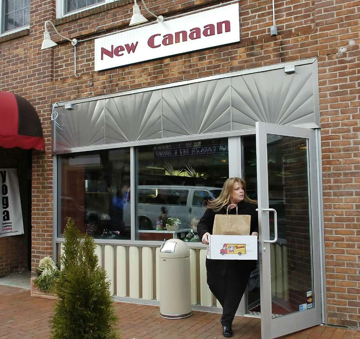 New Canaan Diner in New Canaan