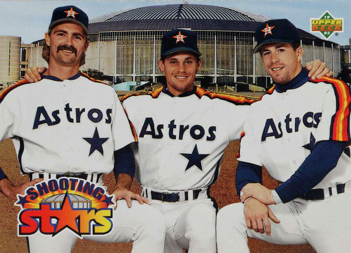 Craig Biggio Houston Astros Autographed 8 x 10 Hitting Photograph