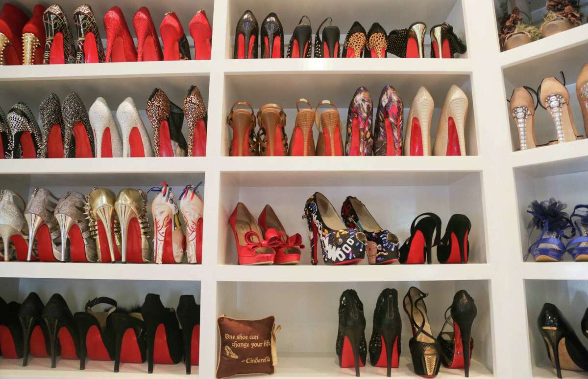 Organization tips from Woodlands woman with largest closet