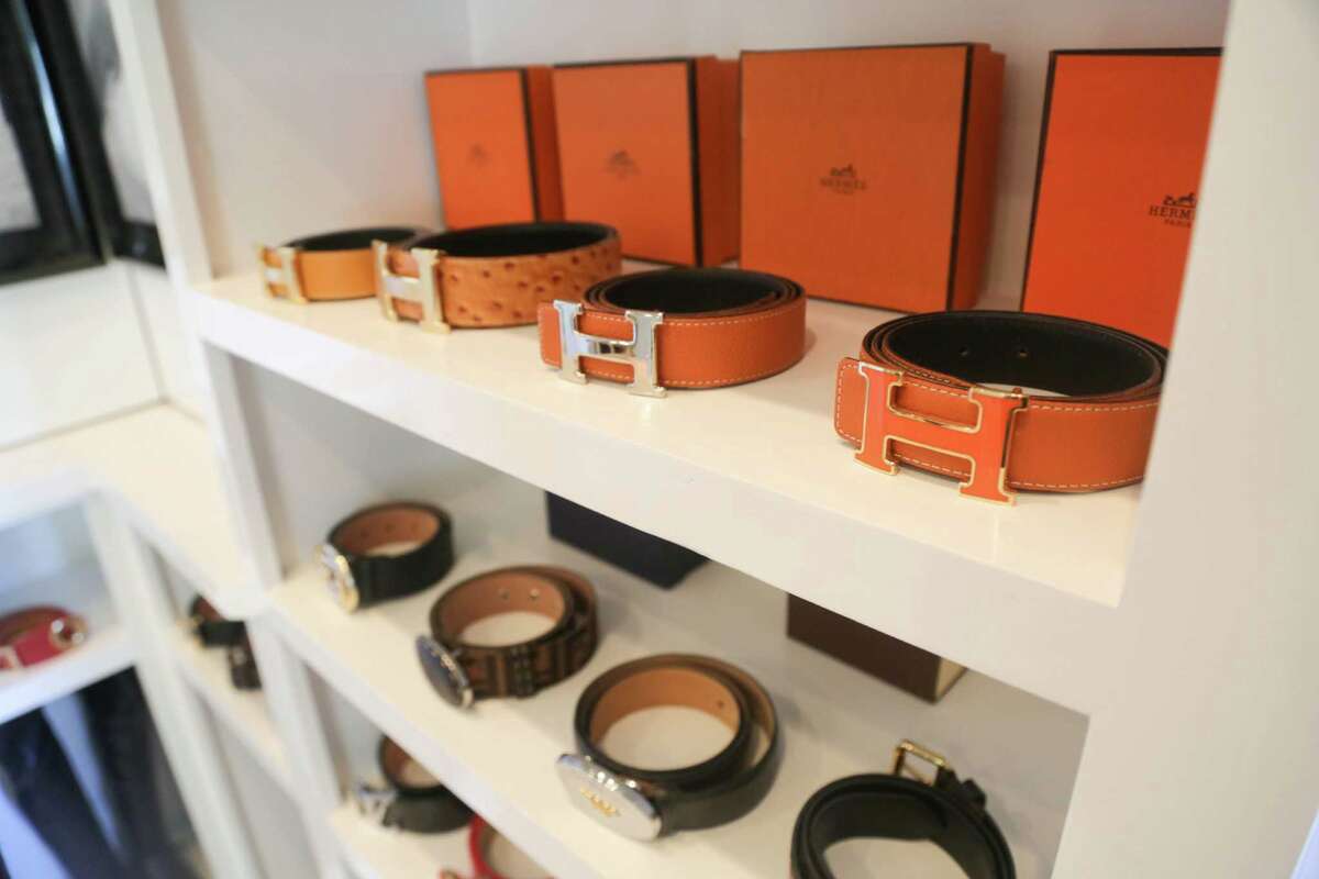 Organization tips from Woodlands woman with largest closet