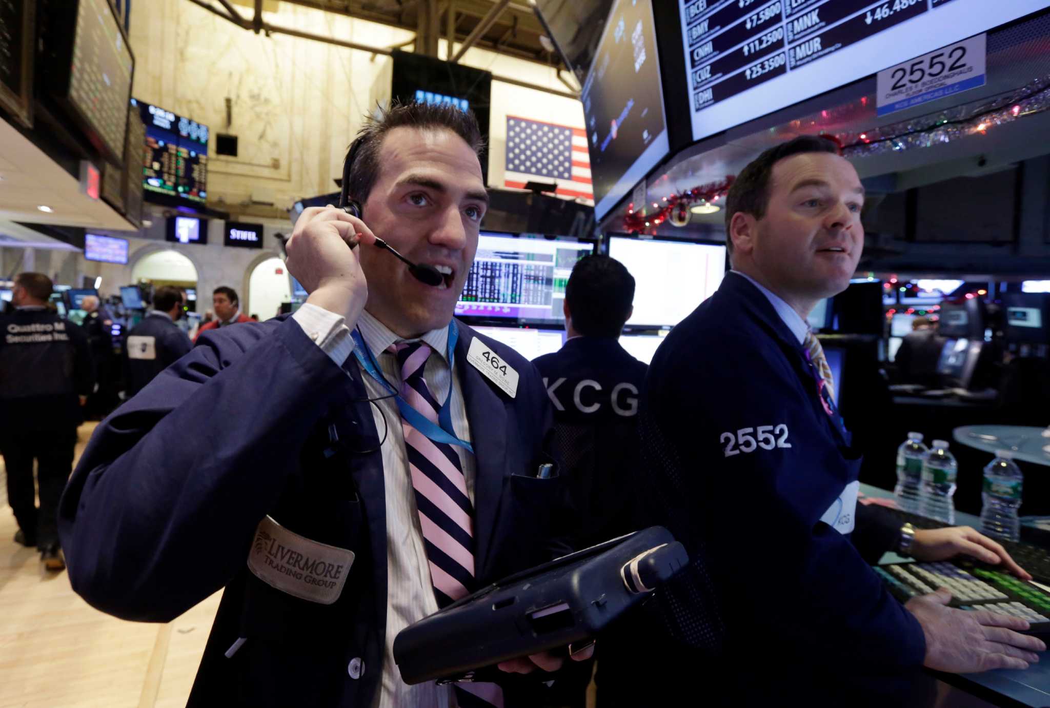 Stocks bounce back, recovering from rough start to year