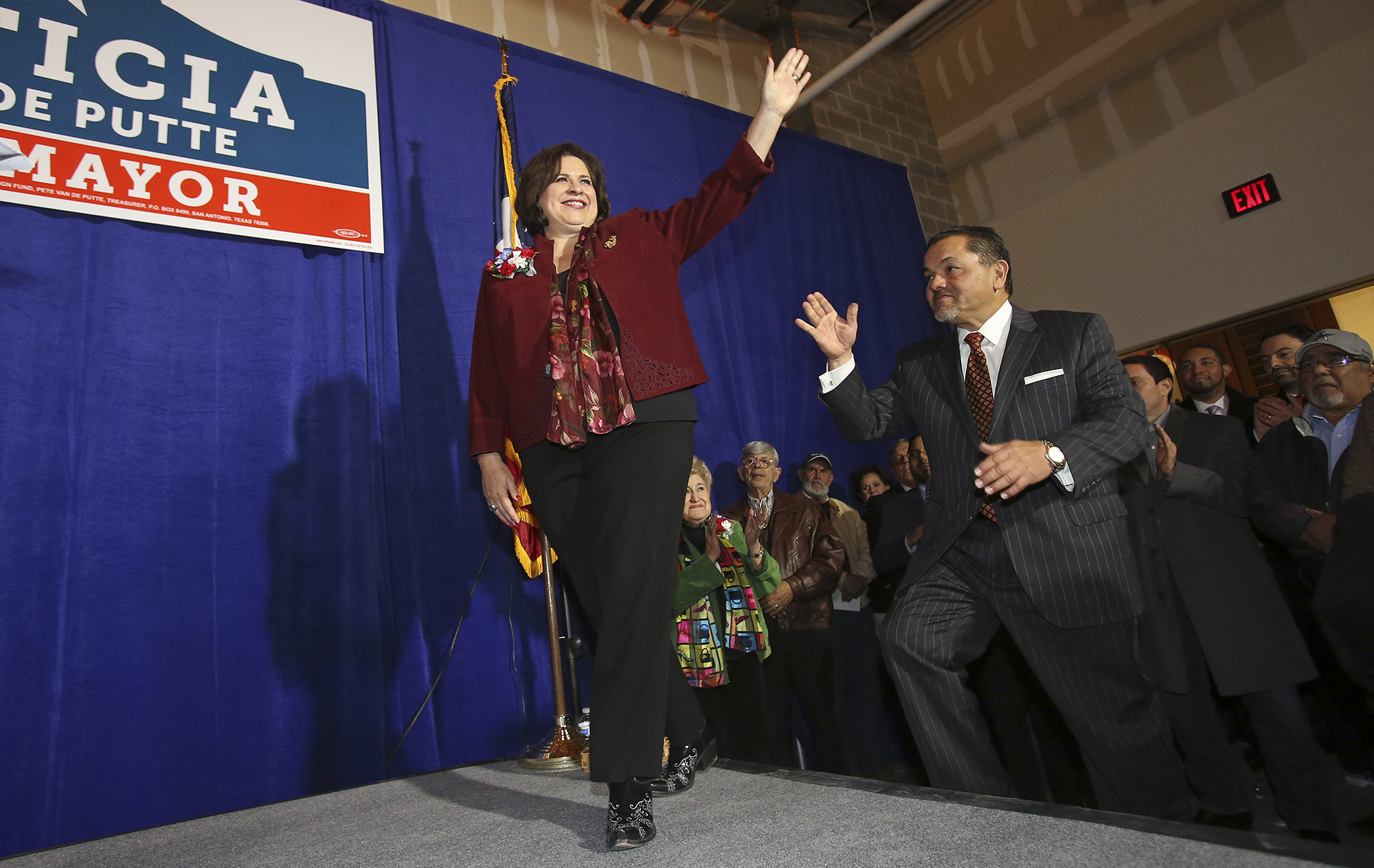 Van de Putte kicks off campaign