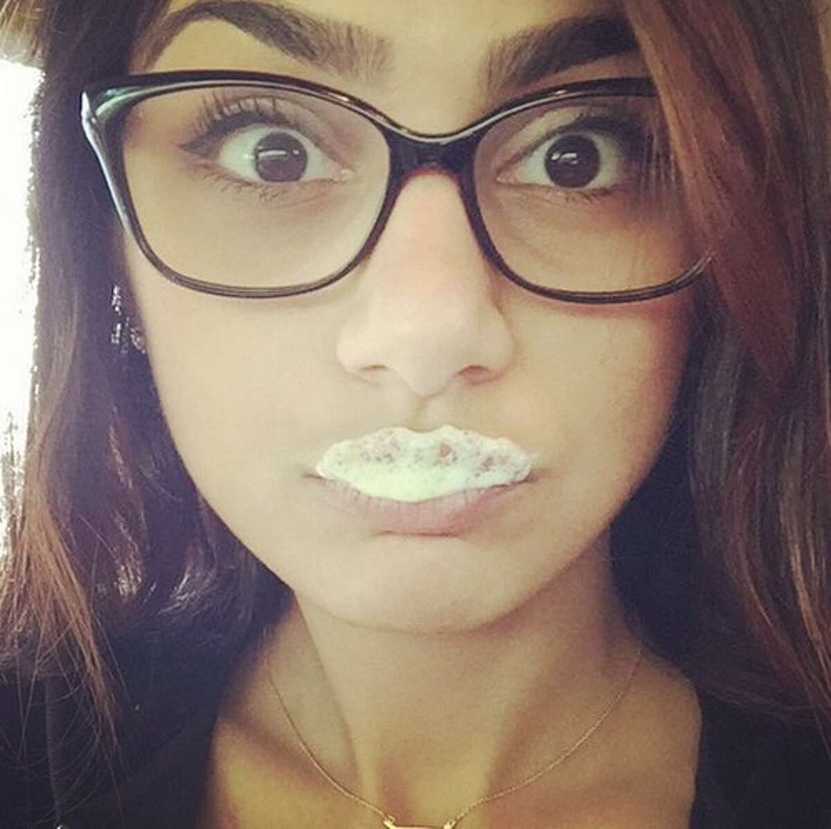 Whataburger To Mia Khalifa A Popular Porn Star With Texas Ties Who Wants Franchise No Thank You