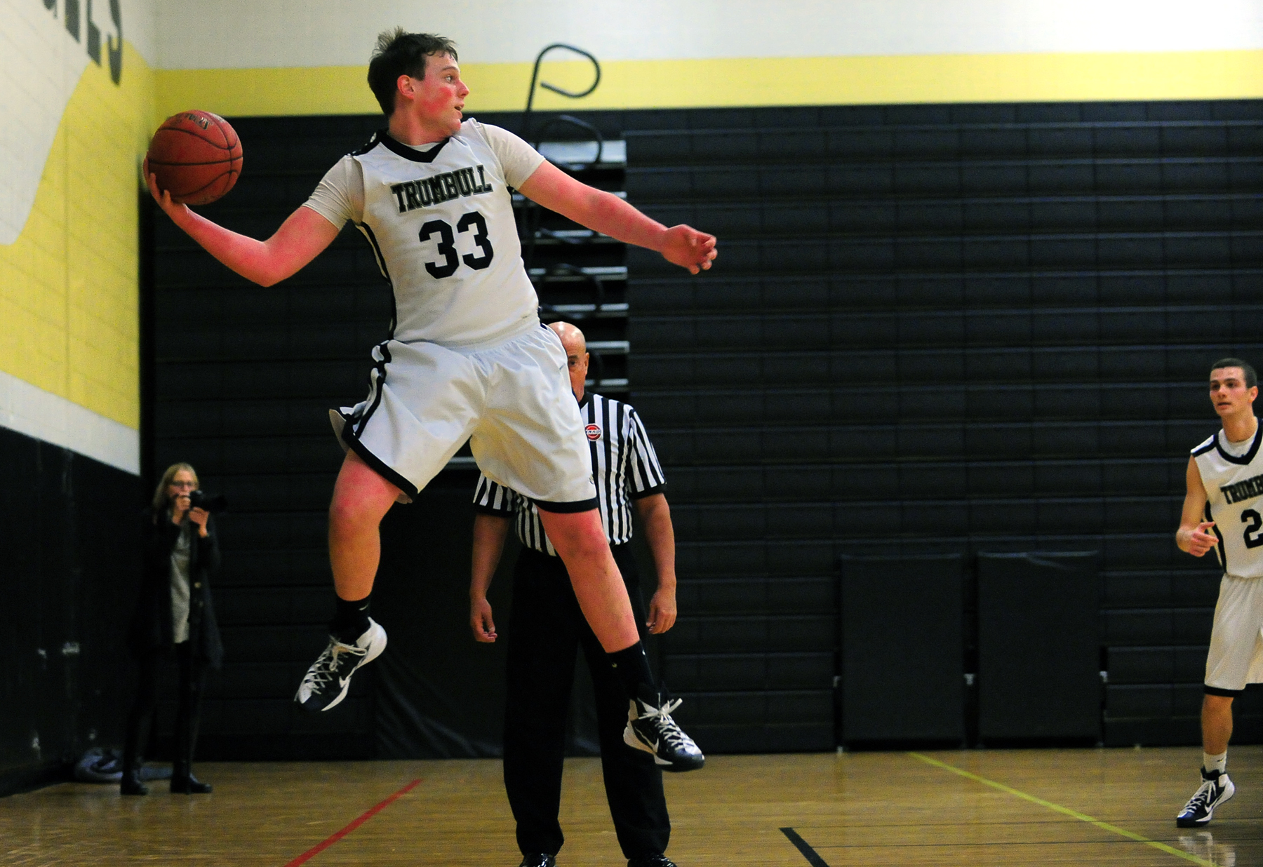 Elite 8 high school basketball teams, Jan. 15, 2015