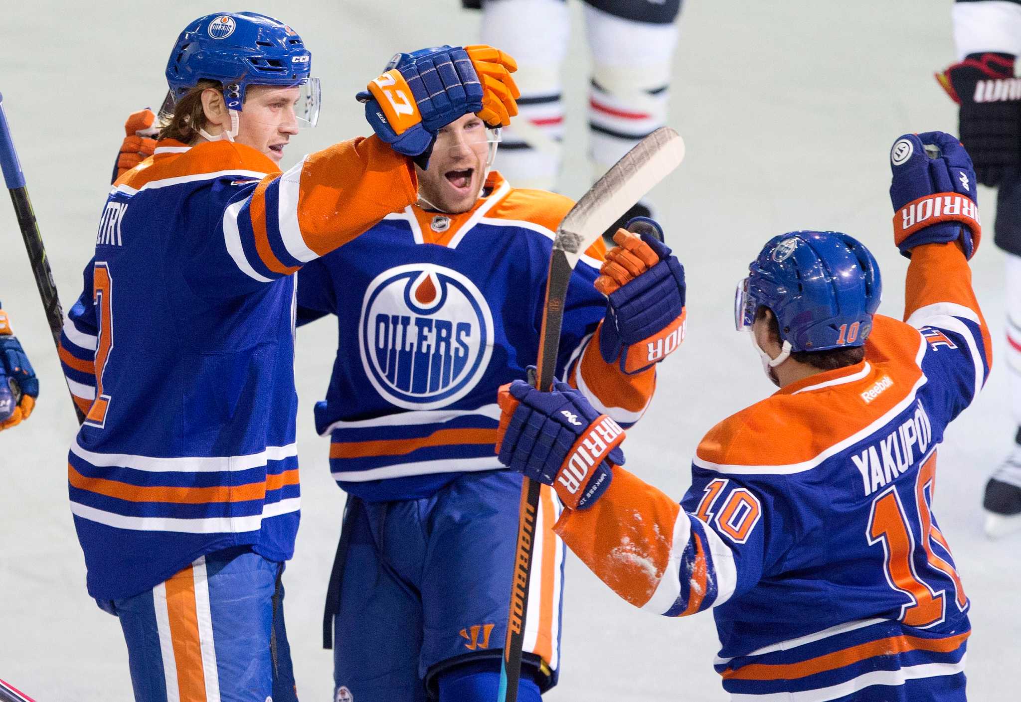 NHL results and news, Jan. 9: Oilers beat Chicago