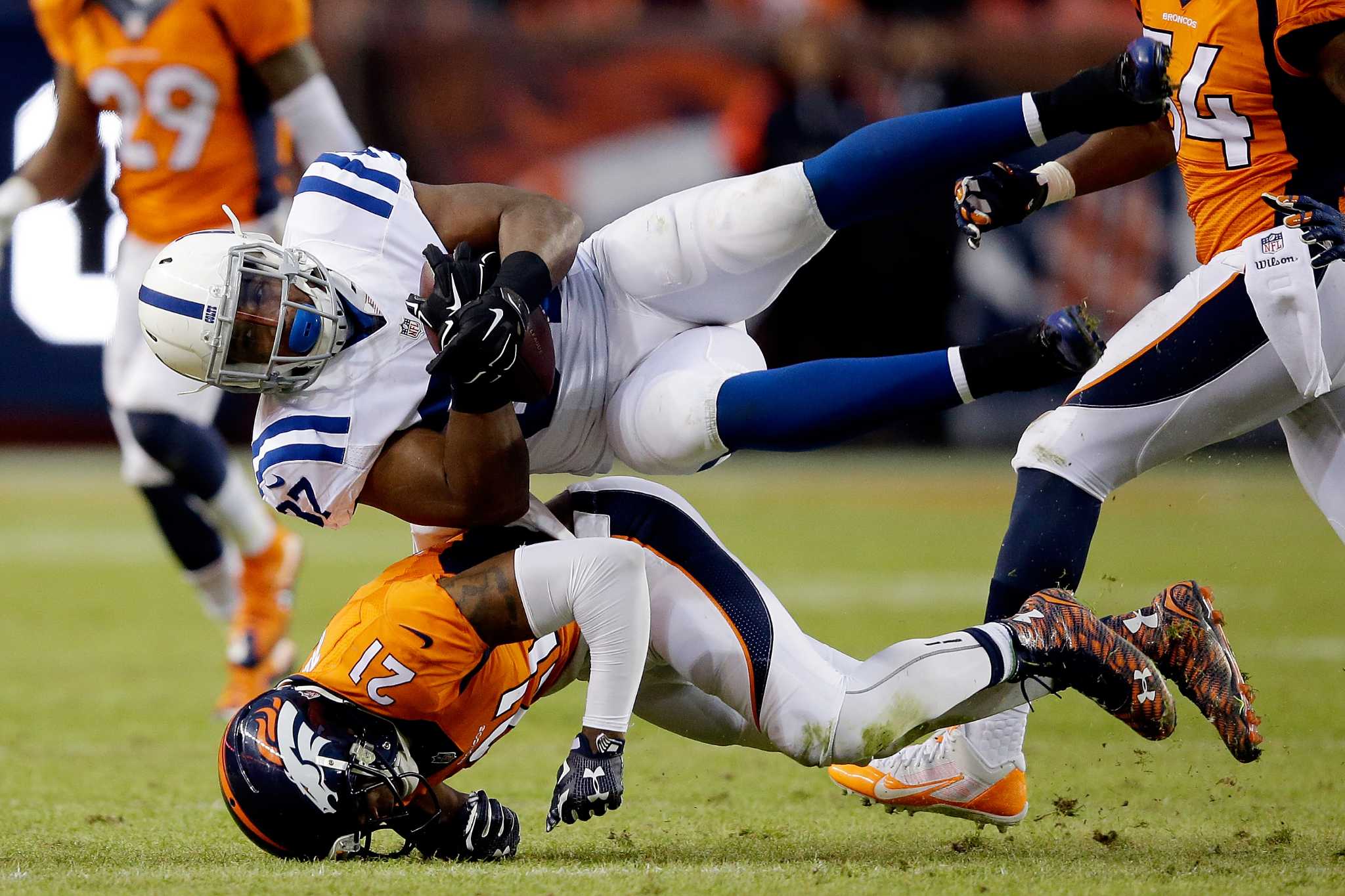 Broncos fall to Colts 24-13 in playoff debacle