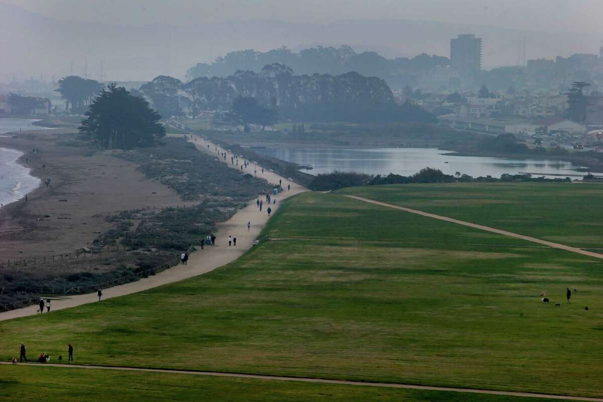 A day at Crissy Field Hike, picnic or play at the beach