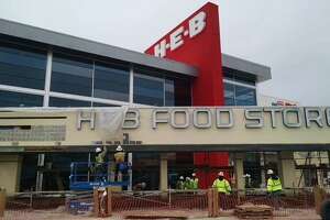 Go inside H-E-B's first two-story grocery store