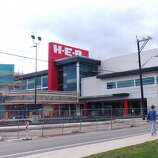 Go inside H-E-B's first two-story grocery store - Houston Chronicle