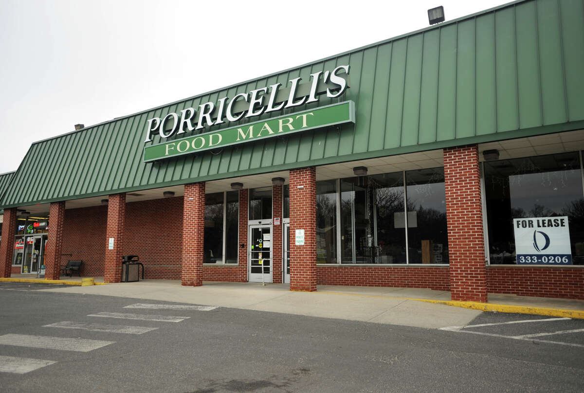 Trumbull focuses on developing town center